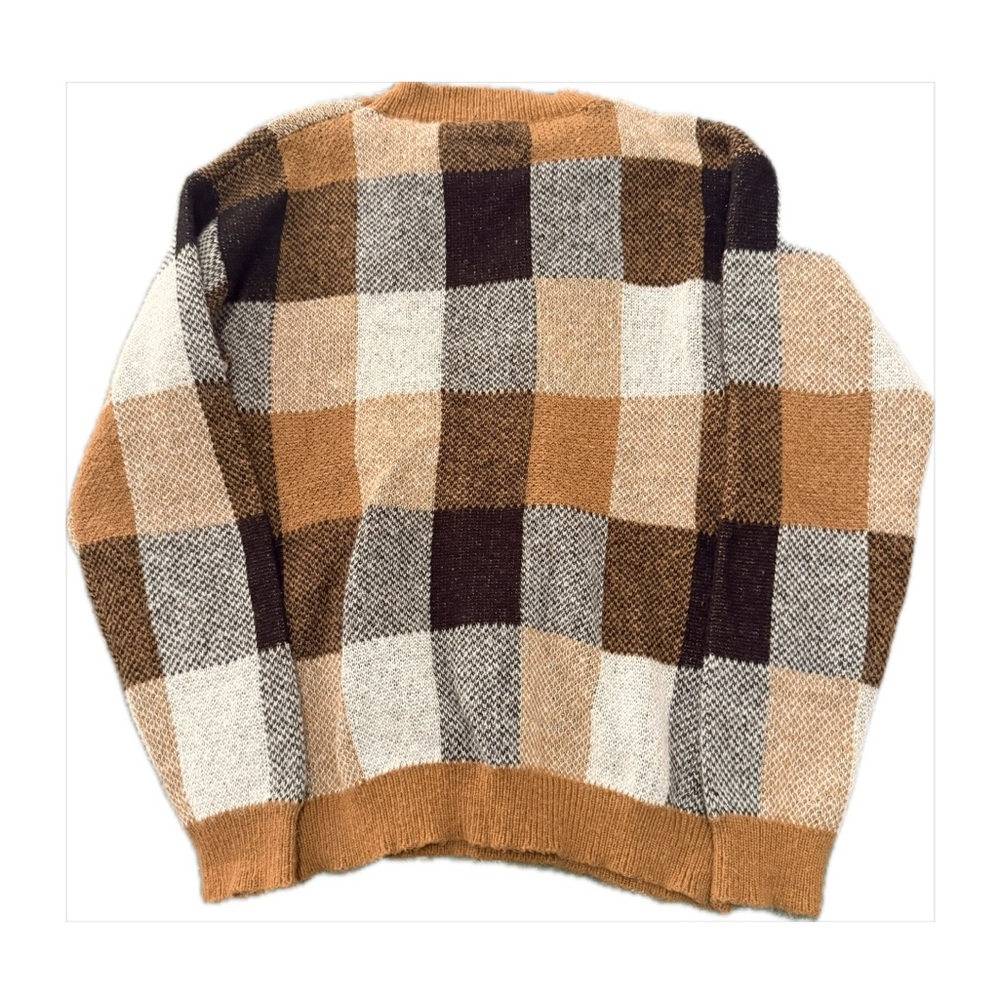 Women’s Color Block Sweater - Picture 2 of 3